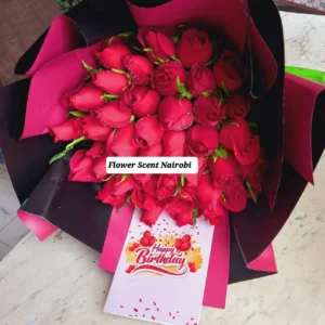 SMALL RED BIRTHDAY BOUQUET
