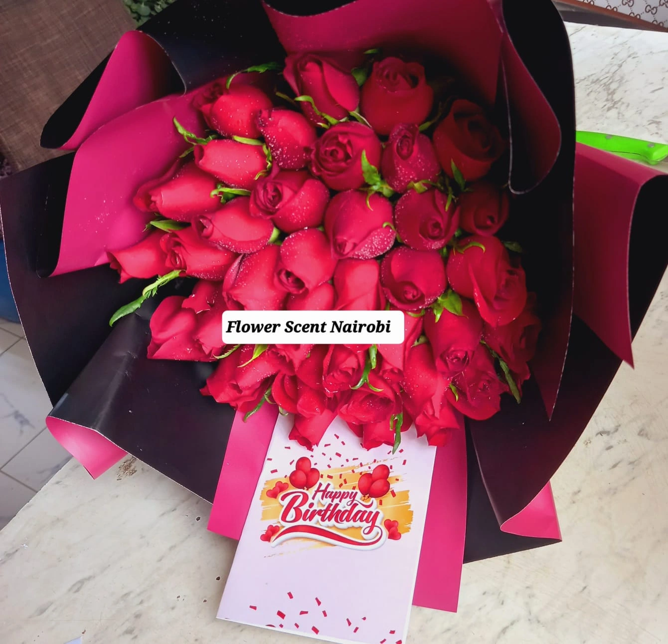 SMALL RED BIRTHDAY BOUQUET
