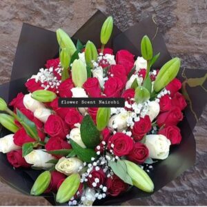 roses and lilies flowers. Girlfriends day flowers